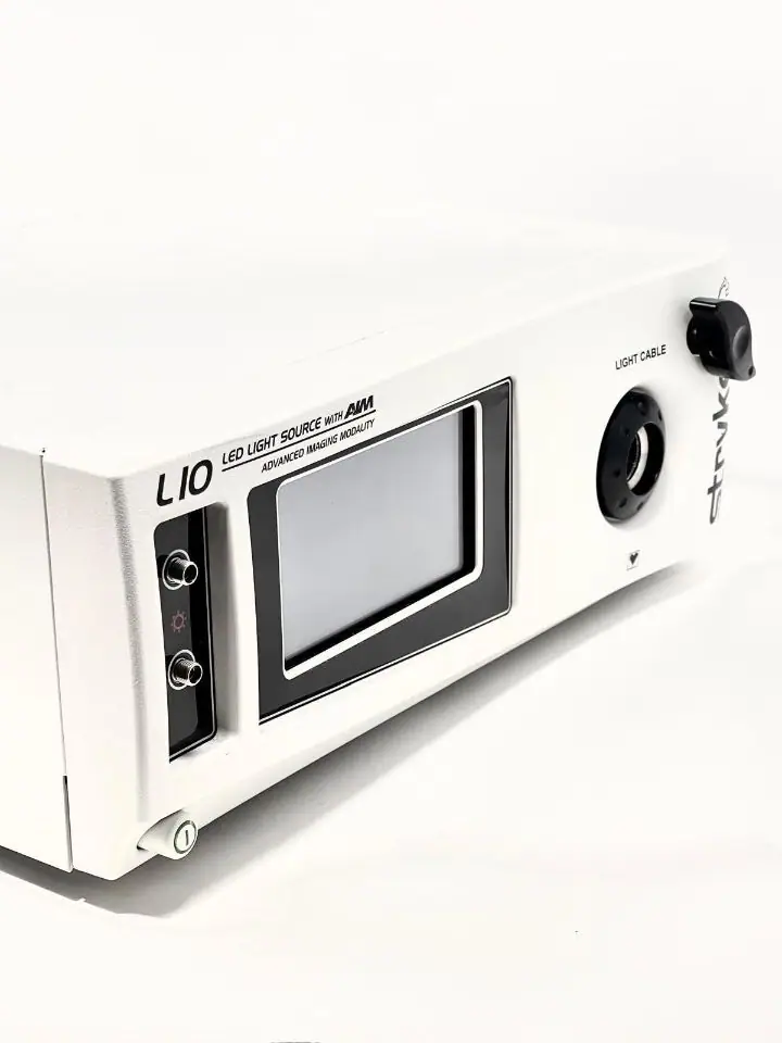Stryker Light Source L10 - 2